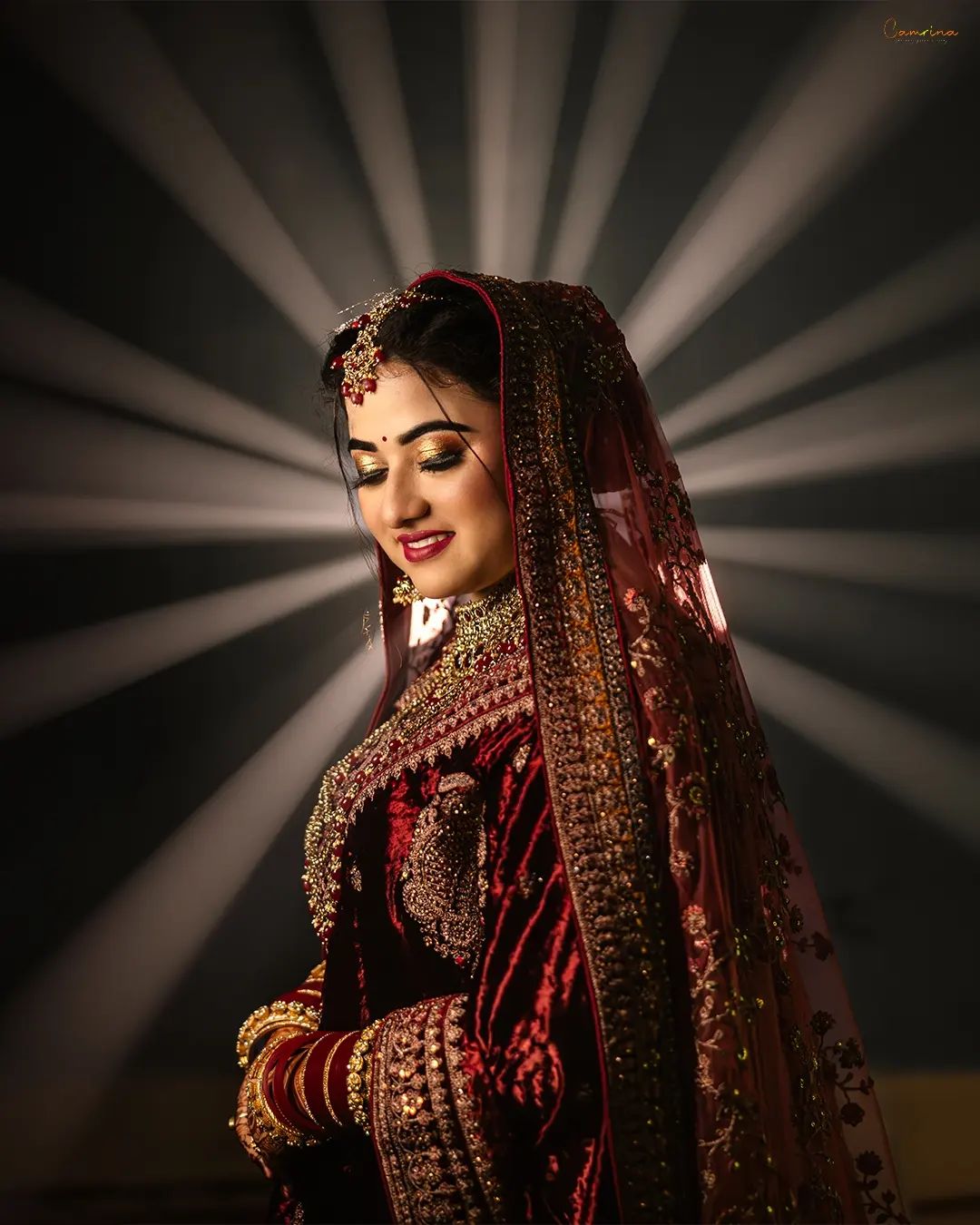 dulhan single pose