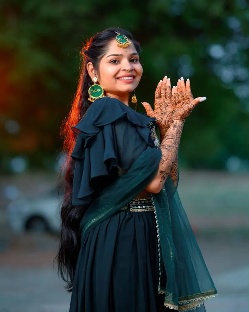 Ankit wedding studio wedding studio dulhan pose dulha dulhan pose dulha dulhan photo pose dulha mehndi pose single dulha photo pose dulha dulhan photo pose hd dulha dulhan wedding poses Mehadi Pose girls