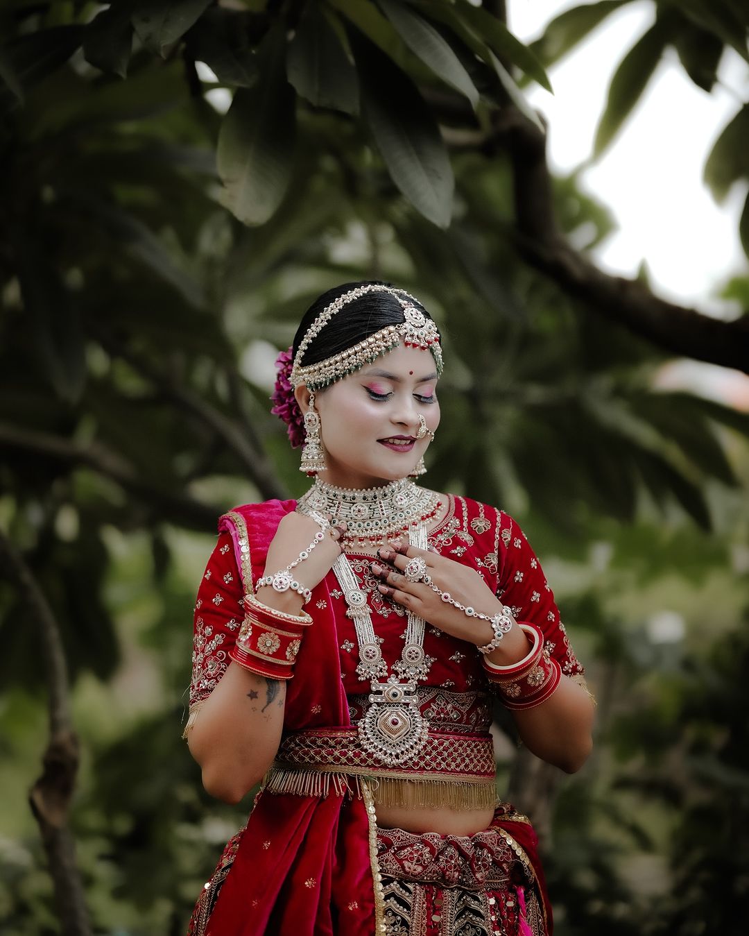 dulhan single pose